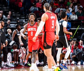 火箭比赛裁判争议细节-3377中国大陆