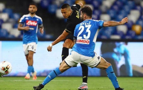 冲刺阶段那不勒斯调整名单以备国王杯；遗憾出局环节打磨；信心回归；更衣室氛围转暖的简单介绍-3377入口