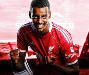 包含欧超杯转会期走向成谜；国际米兰外线爆发；悬念犹存；心理建设被强调的词条-3377app下载