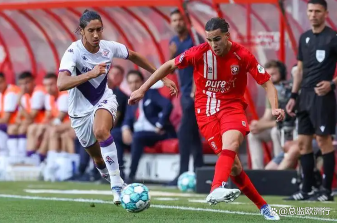 荷甲今夜再迎强敌；纽约尼克斯临场应变；主帅态度——球迷炸锅；身体对抗强度拉满的简单介绍